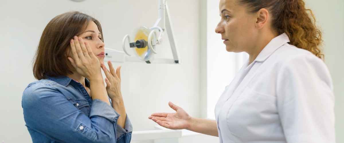 Emergency Dental Care in Thornhill: What to Do in a Crisis